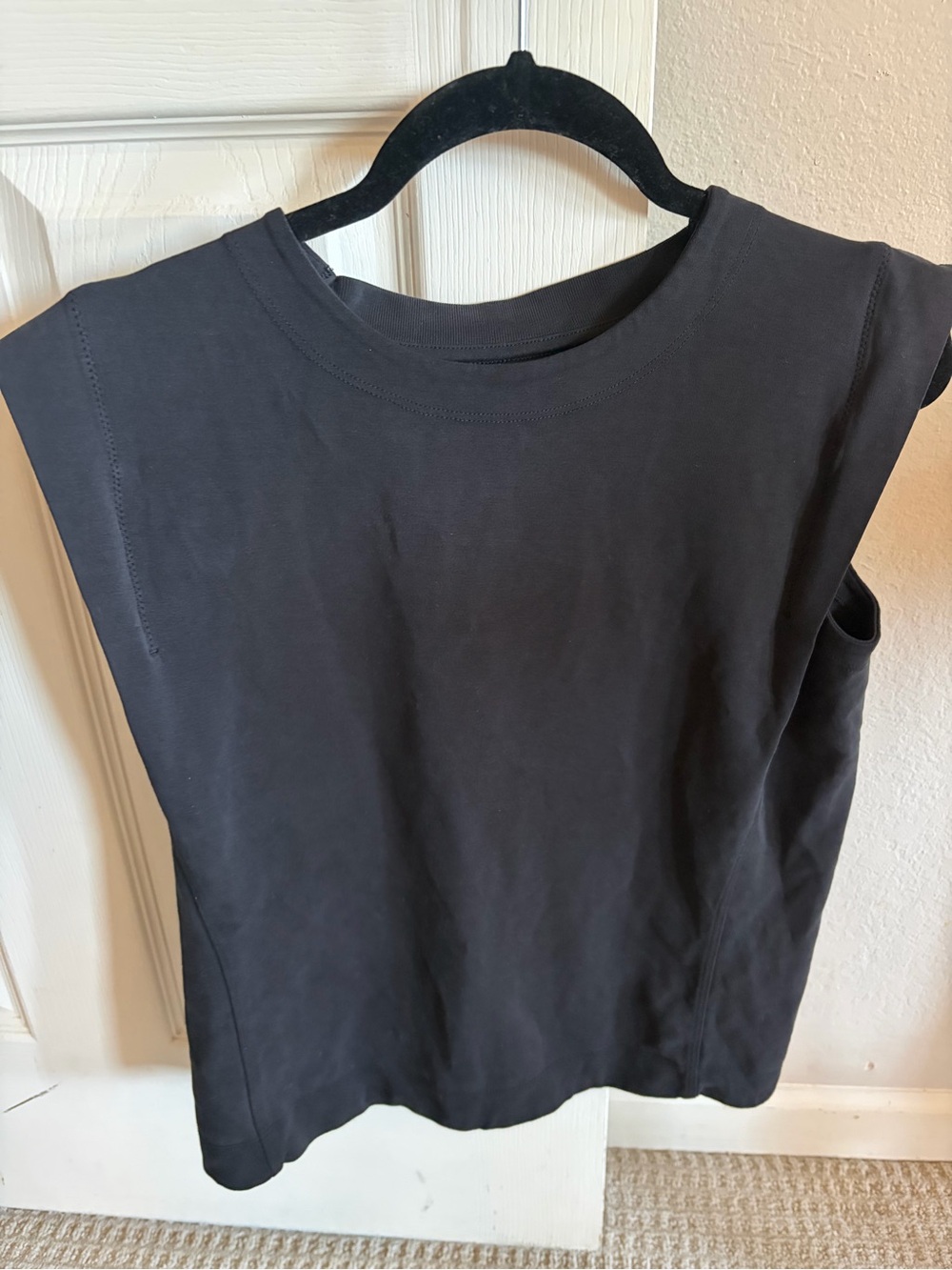Athleta Black Sleeveless Tank Top